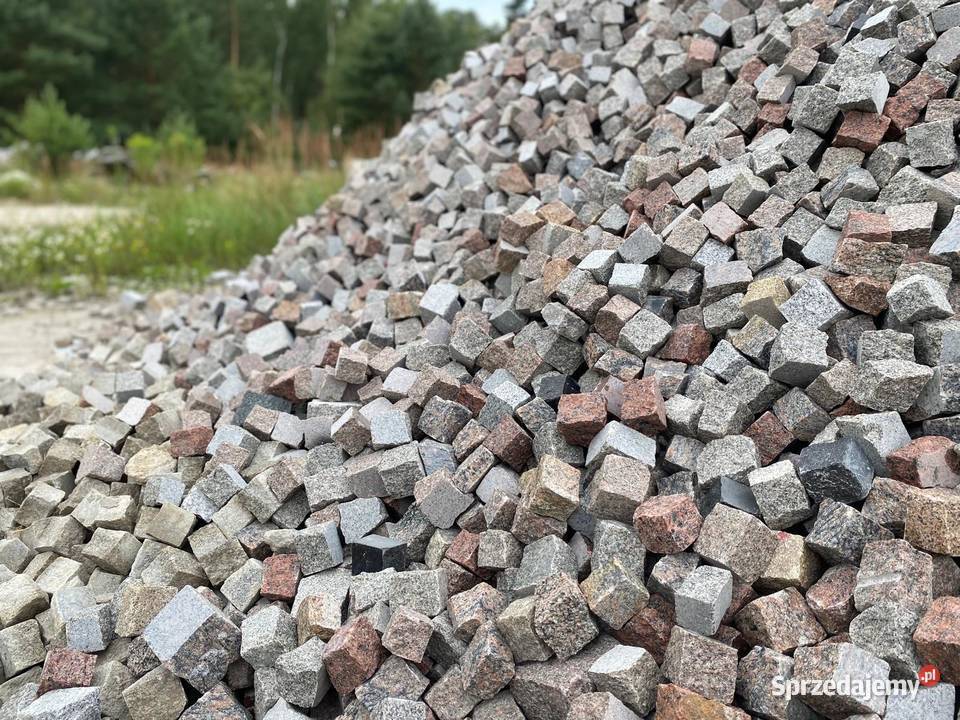 Kostka granitowa łupana 46 mieszanka kolorów