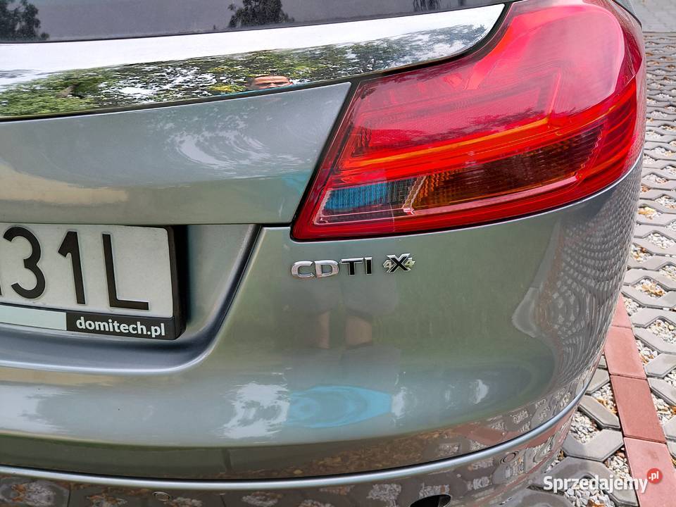 Opel INSIGNIA 20 cdti Sports Tourer 4x4 2010 199 elektrochrom. lusterka boczne Dąbrowa Górnicza sprzedam