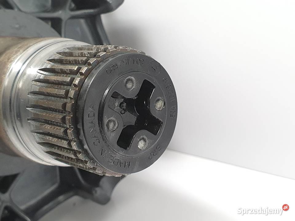 Naped Gasienicy Walek Napedowy SkiDoo Summit 800 łódzkie