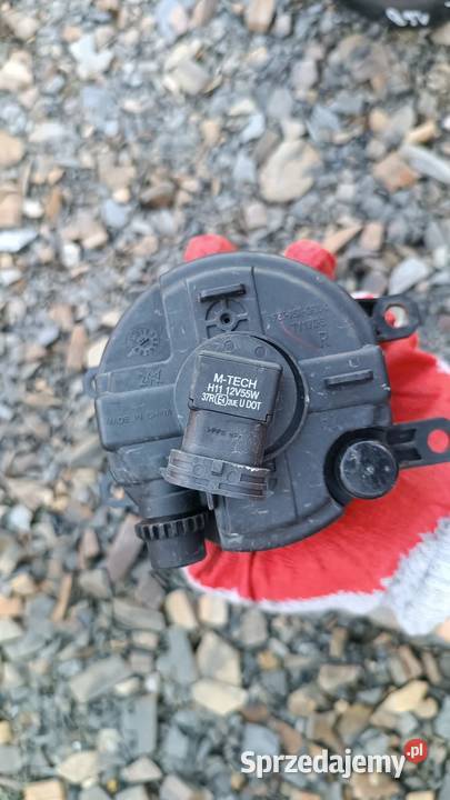 Halogen prawy przód Toyota Auris I lift Oświetlenie małopolskie Radłów