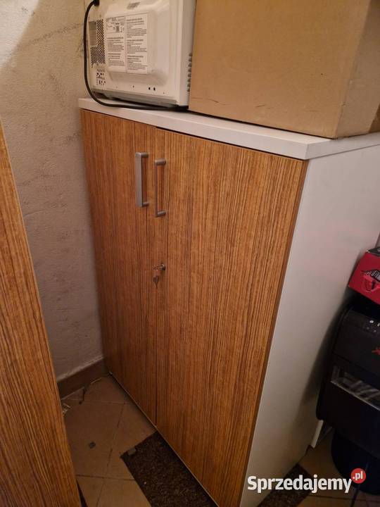 Syndyk sprzeda wyposażenie biurowe Warszawa