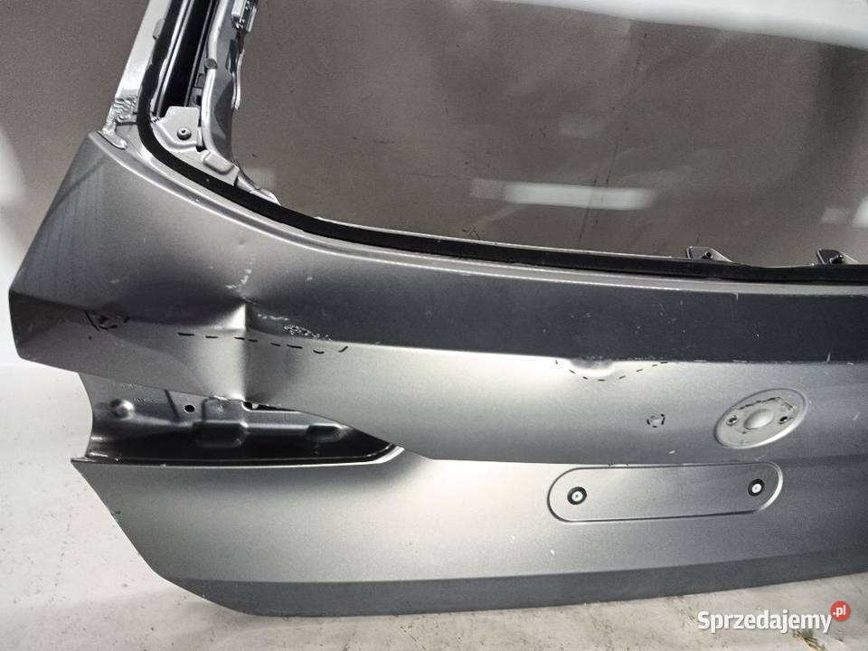 TYLNA KLAPA BAGAŻNIKA BMW 5 G61 KOMBI TYLNA Klapy bagażnika