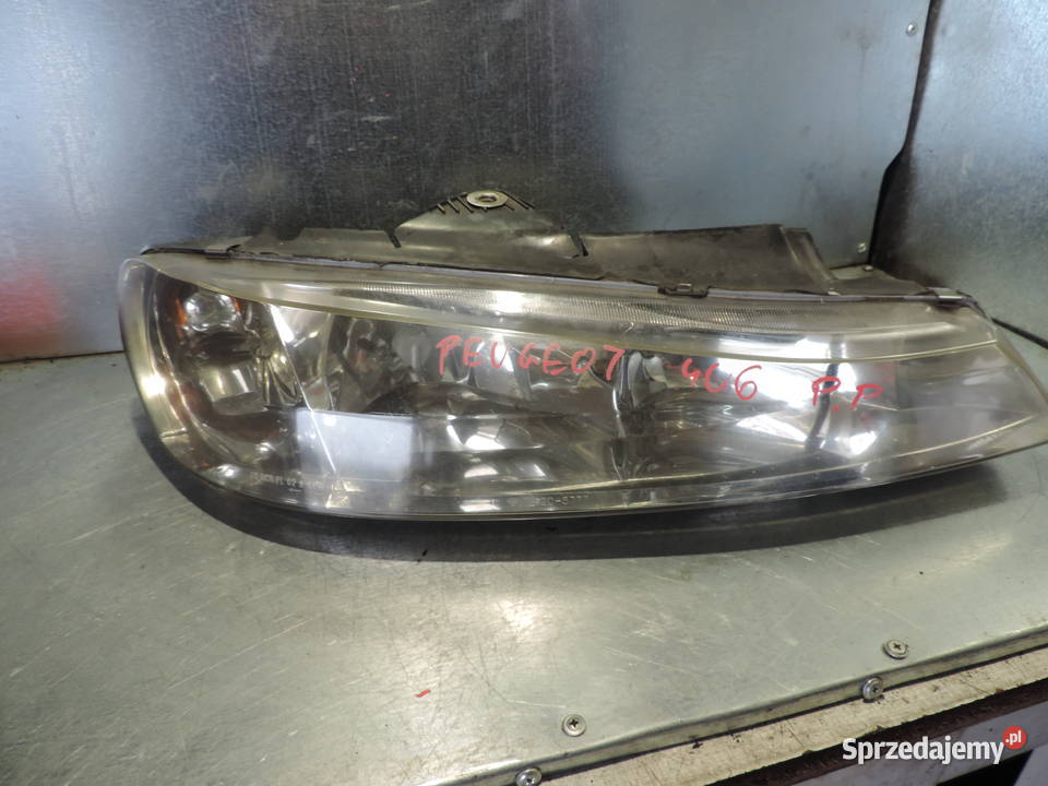 REFLEKTOR LAMPA PRAWY PRZÓD PEUGEOT 406 FL Rok produkcji 2004