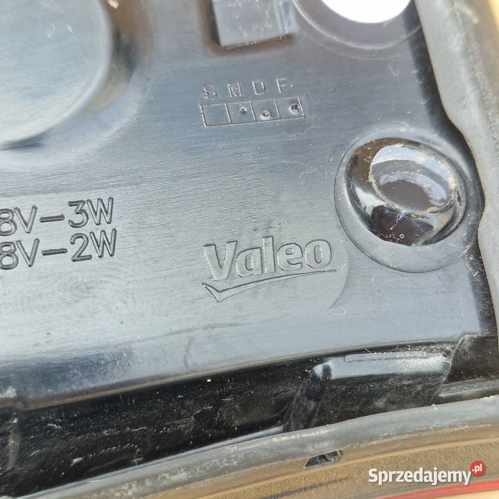 MERCEDES EKLASA W214 KOMBI LAMPA TYŁ LEWA W