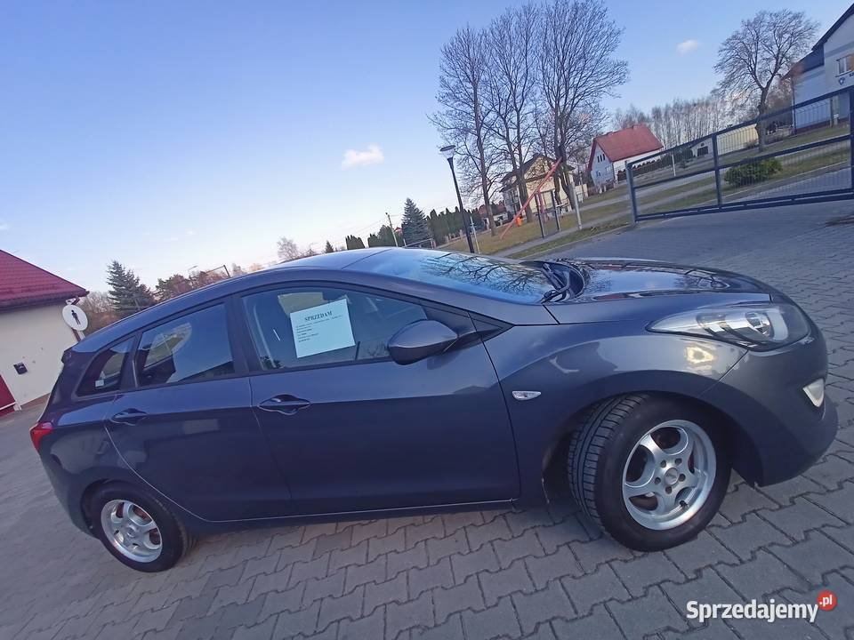 Hyundai i30 16CRDi 2015 100Oryginał Bezwypadkowy manualna