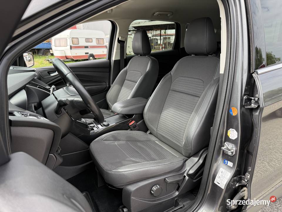 Ford Kuga 15 BENZYNA Klimatronik Nawigacja Konin