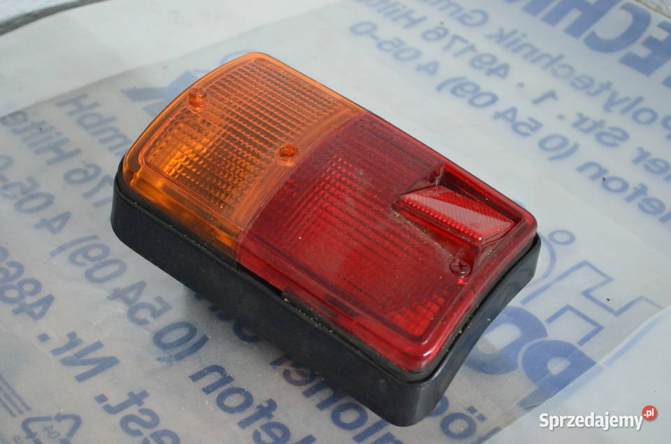 Lampa tylna Fiat 126p FL maluch LEWA Strzegom sprzedam