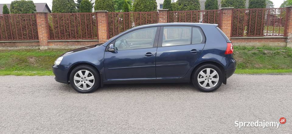 VW Golf V 2007r 14 MPI Benzyna Niski Przebieg Zarejestrowany w Polsce Radom sprzedam