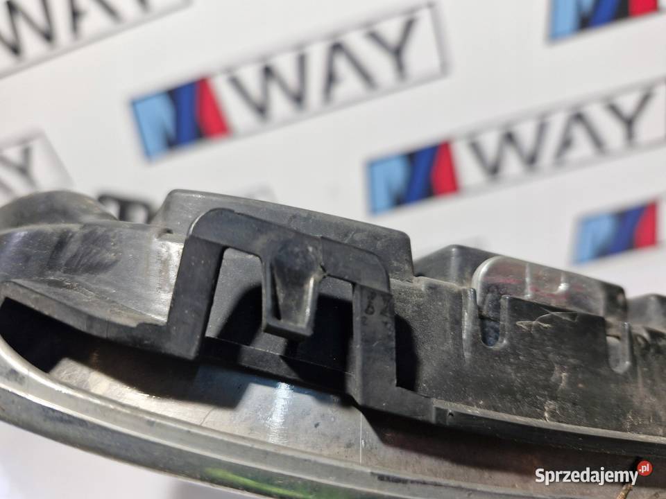 BMW X1 F48 NERKA GRILL KRATKA LEWA ATRAPA sprzedam