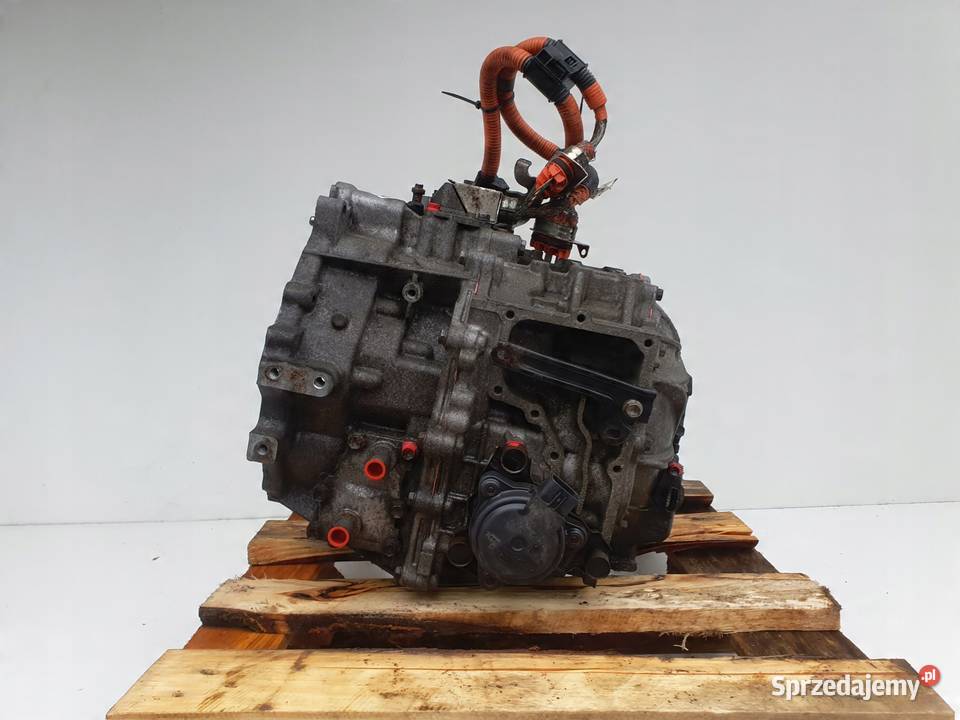 Toyota Prius III 18 HYBRYDA AUTOMATYCZNA Skrzynie biegów manualne Janów