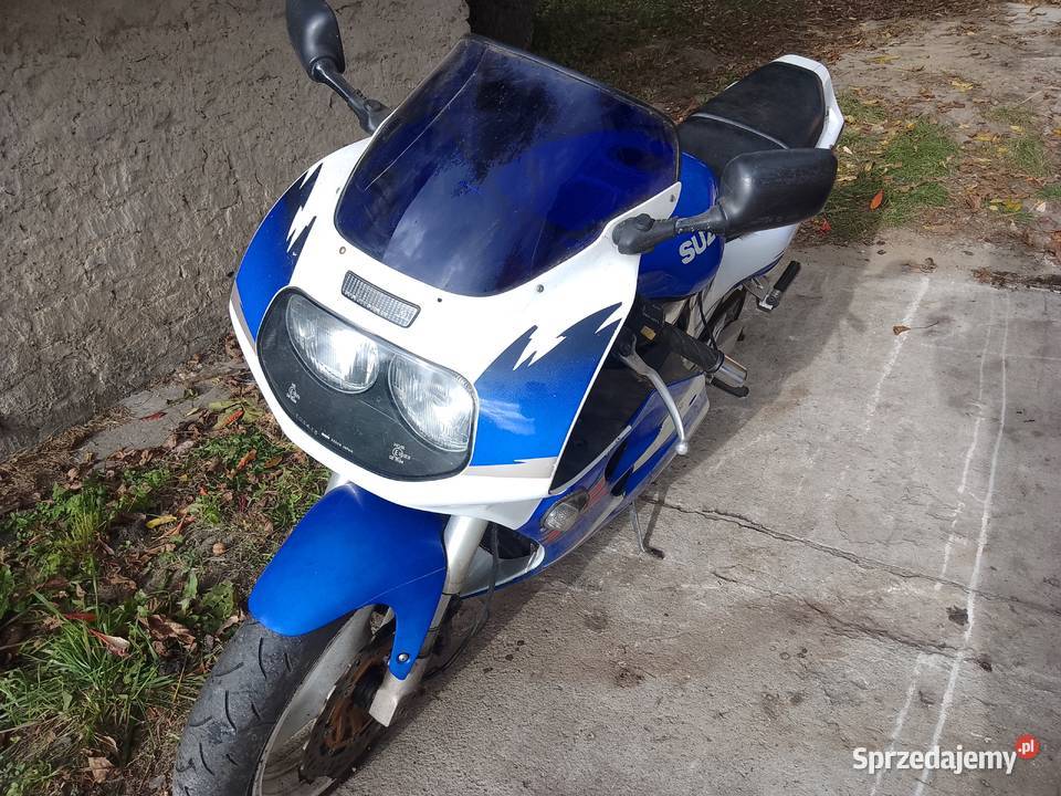 Suzuki GSXR 1100 92r w całości na części sportowy Sandomierz