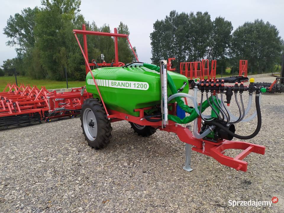 Opryskiwacz polowy Brandi 1200L 121518m Nowy RSM Gostyń