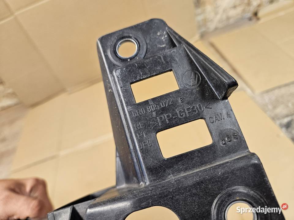VW POLO 6R0 ŚLIZG ZDERZAKA LAMPY PRAWY PRZÓD Międzychód sprzedam