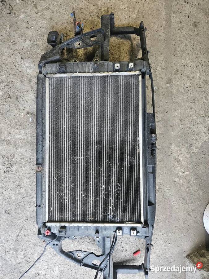 Audi a4 b5 18t pas przedni chlodnica Stubno