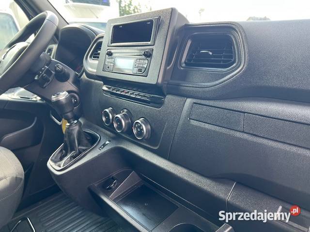 sprzedam samochód dostawczy renault master L3H2 Rok produkcji 2021 Bielsk sprzedam
