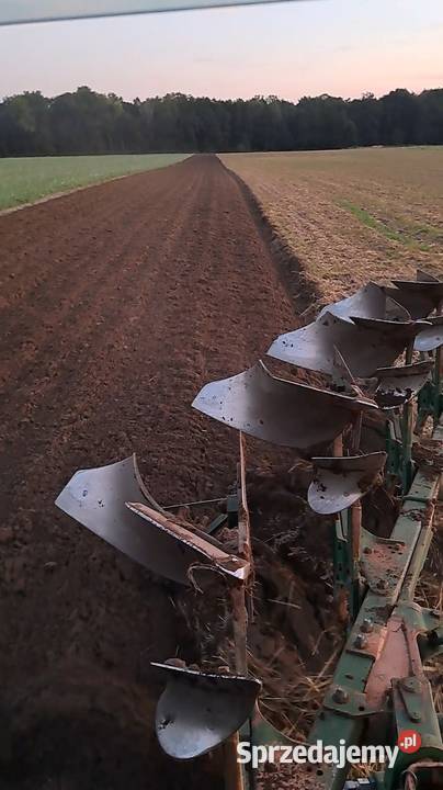 Pług obrotowy 445 Goizin kverneland althaus