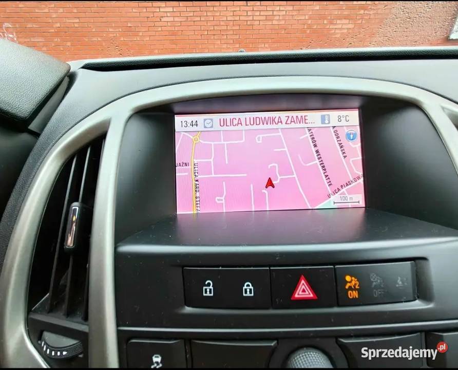 Opel Astra J 2012r z małym przebiegiem Police sprzedam