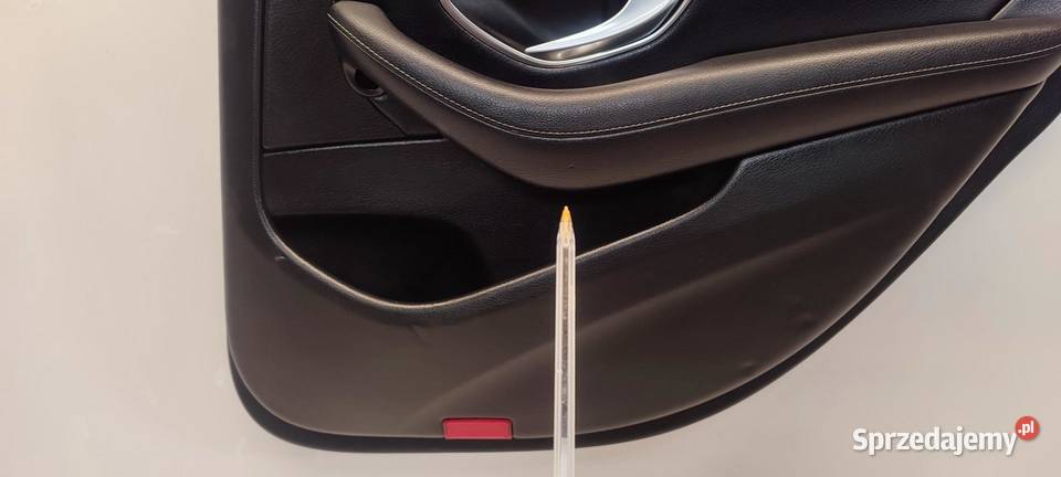 MERCEDES W213 BOCZEK DRZWI PRAWY TYŁ A2137307805