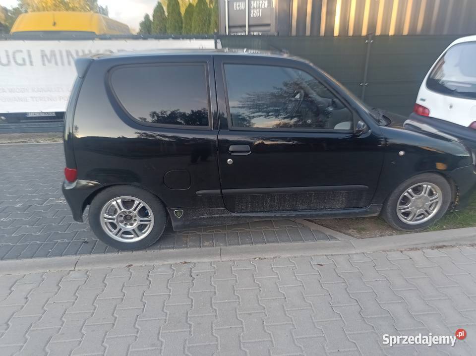 Fiat Seicento czesci felgi drzwi Poznań części wielkopolskie Chomęcice