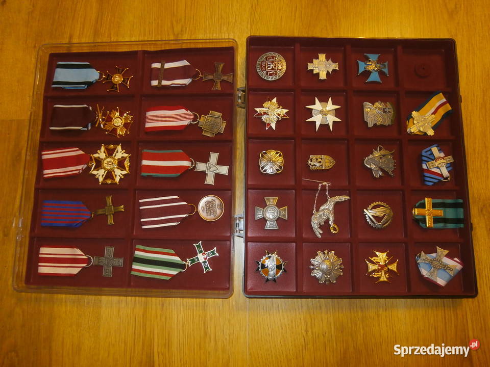 Repliki odznaczeń wojskowych 29 ładny stan łódzkie Łódź sprzedam