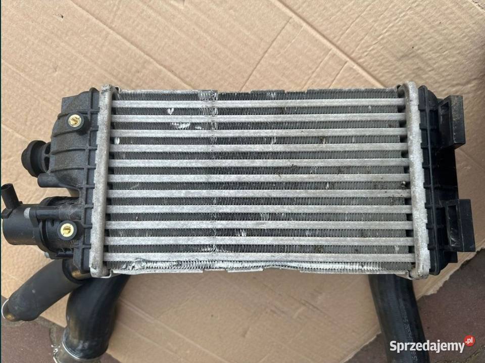 Kia Stonic 10 TGdi intercooler z wężami osobowe Chłodnice powietrza (intercoolery) Radom sprzedam
