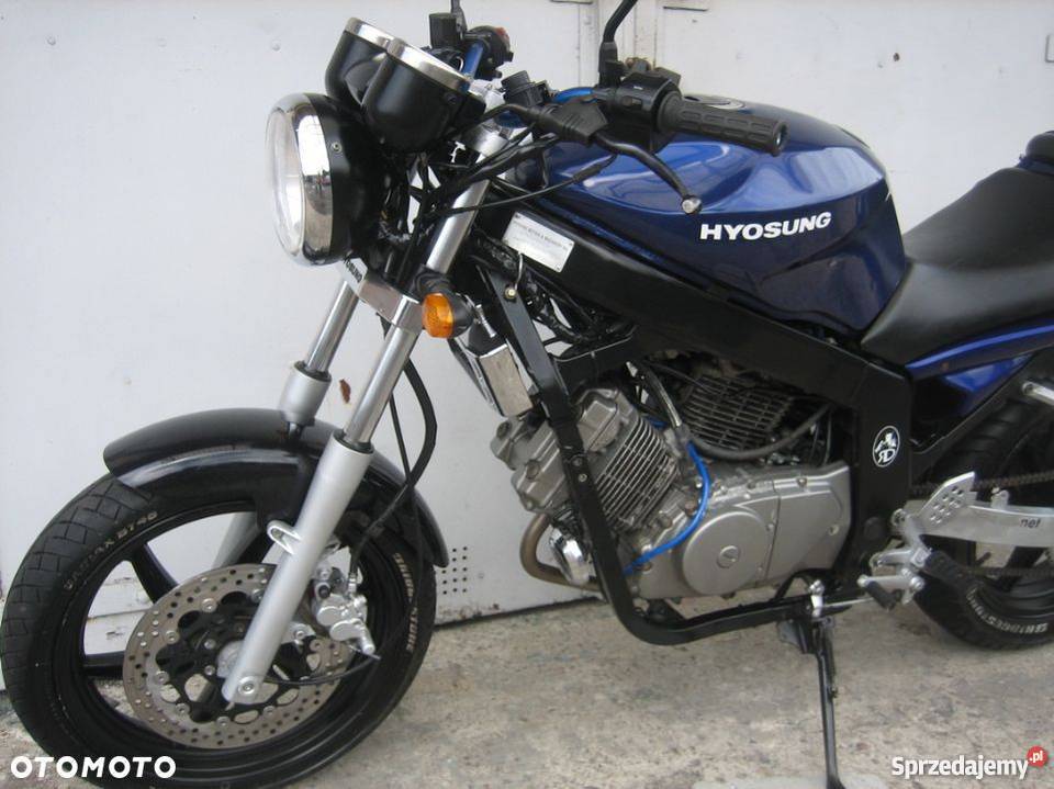 Hyosung GT 125 2007 23 000 fioletowy Inowrocław