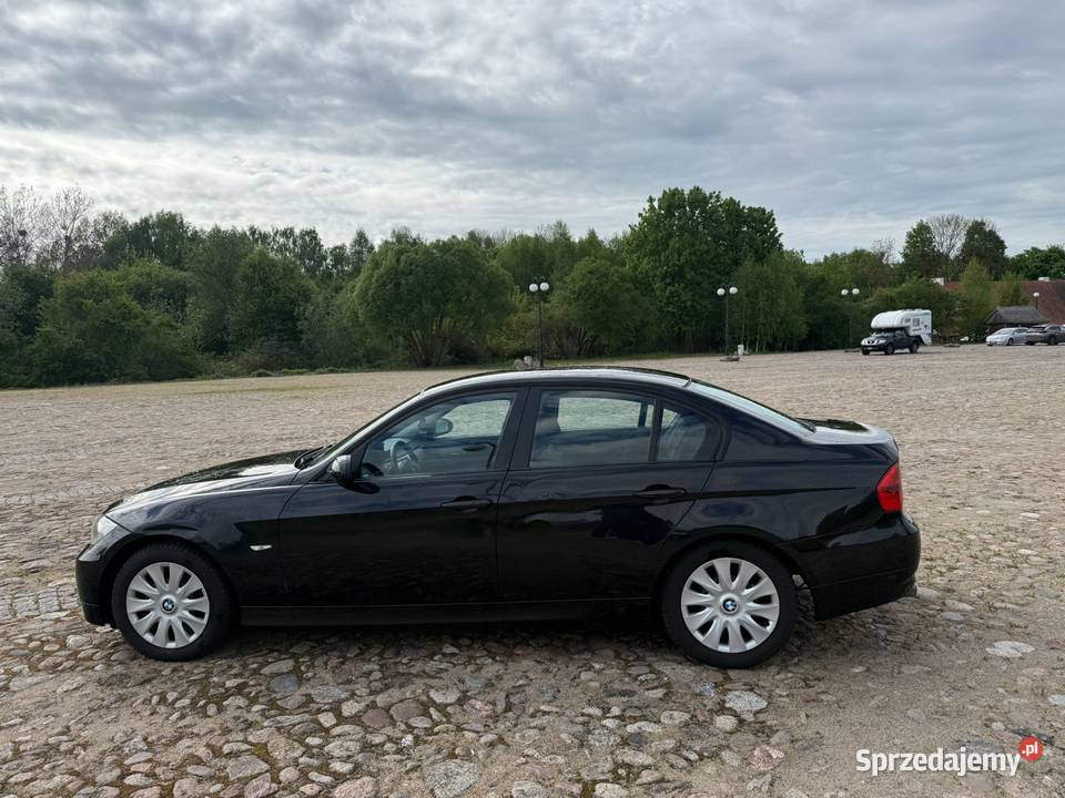 BMW E90 20 Benzyna Lekko uszkodzona Olsztyn