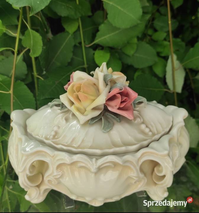 SZKATUŁA PORCELANOWA KARL ENS VOLKSTEDT RÓŻE Pabianice