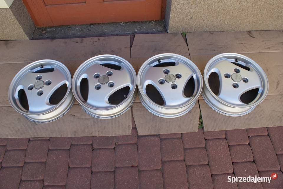 Felgi Stalowe AIXAM Microcar felgi 4Jx13 ET235 Nozdrzec