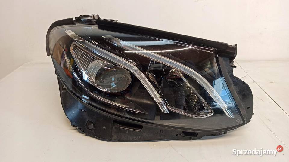LAMPA PRAWA PRZÓD LED MER W213 A2139068006 RHD dolnośląskie