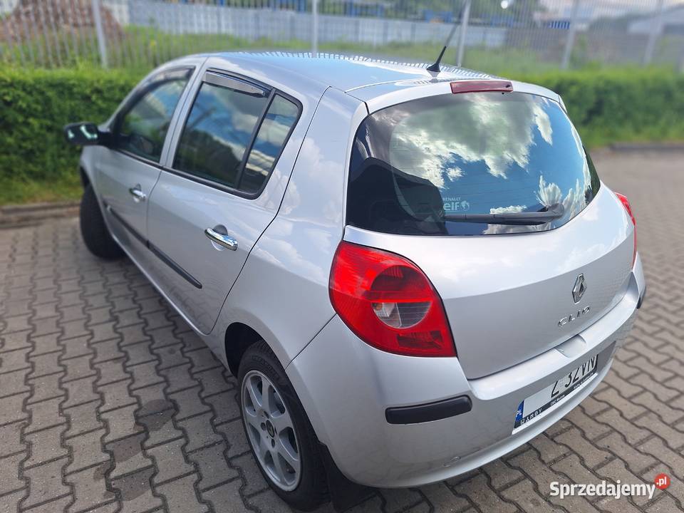 Renault Clio salon Polska maly udokumentowany Kielce