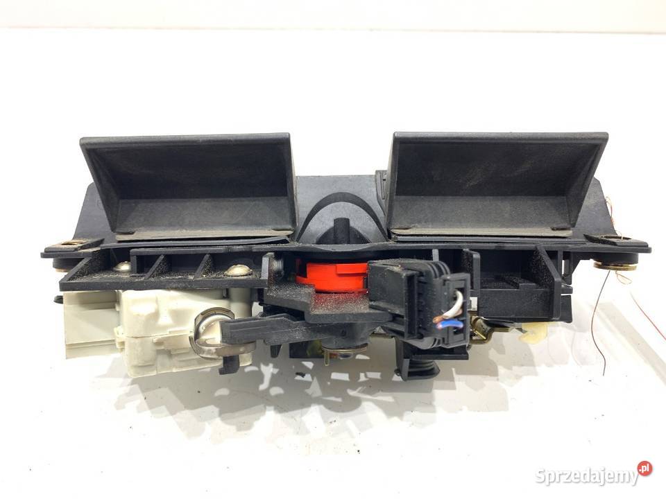 KLAMKA KLAPY TYŁ AUDI A6 C5 8D9827565H sprzedam