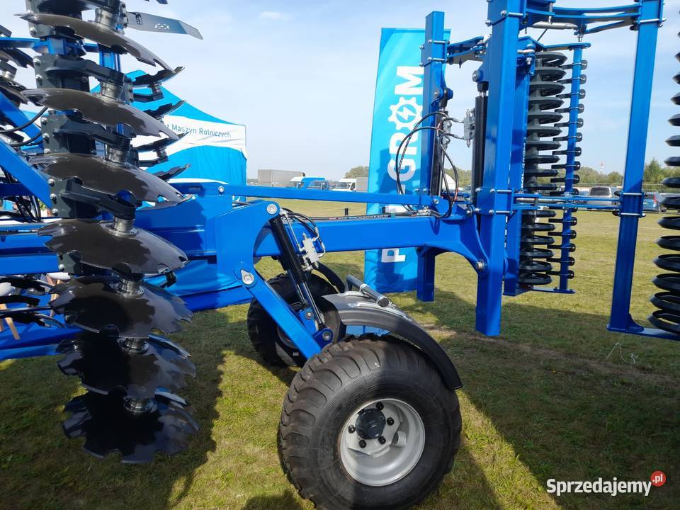 Brona talerzowa uprawowo ścierniskowa szerokość nieuszkodzony Poznań sprzedam