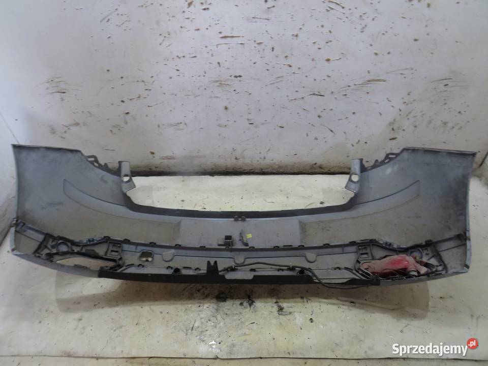 ZDERZAK TYLNY TYŁ CITROEN C4 HB I