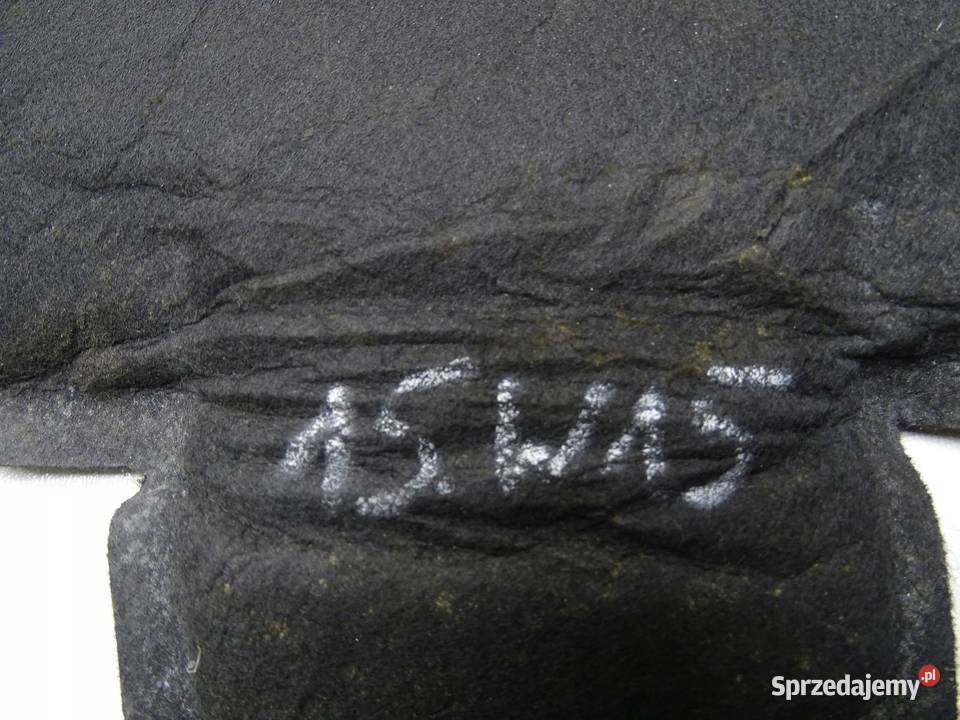 WYGŁUSZENIE WYCISZENIE PODBITKA MASKI 8V0863825