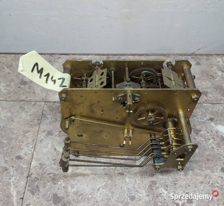 M142 Mechanizm starego zegara kwadransowy Tczew