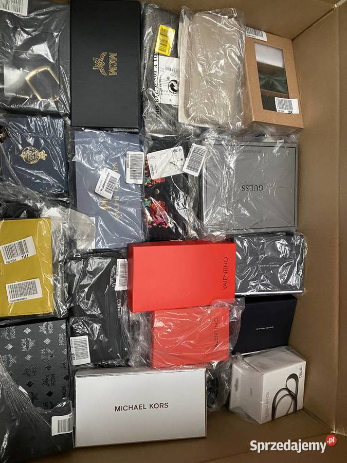 Markowa galanteria i dodatki stok outlet Warszawa