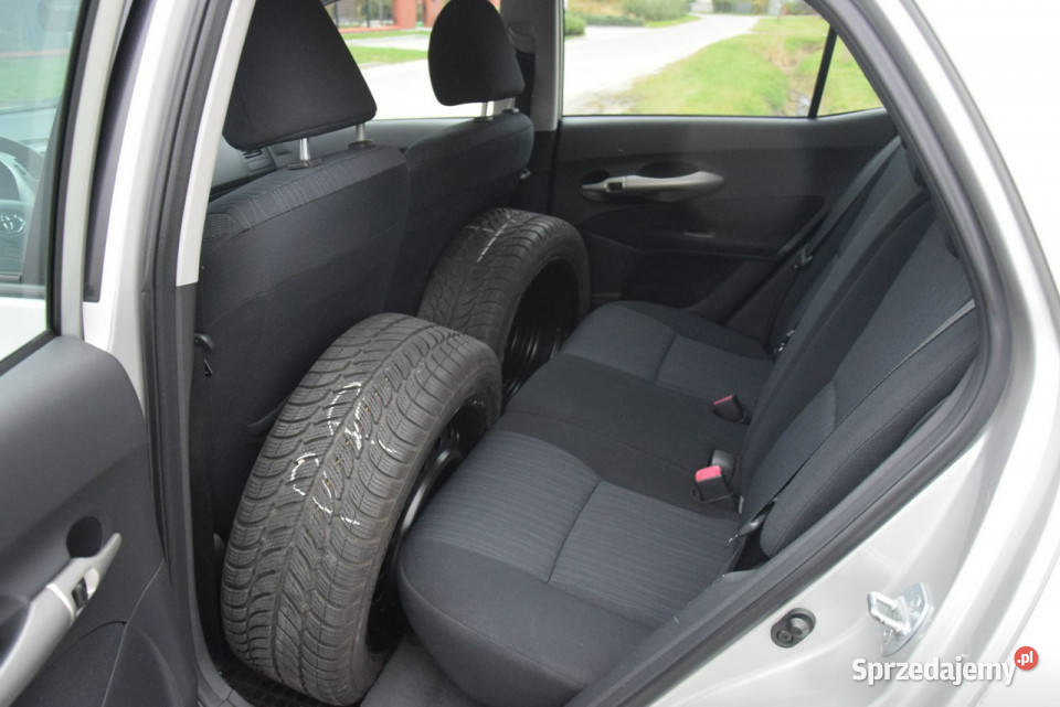 Toyota Auris 16B Klima 127 2 Kpl Kół Super Stan benzyna Auris Majdan Sieniawski