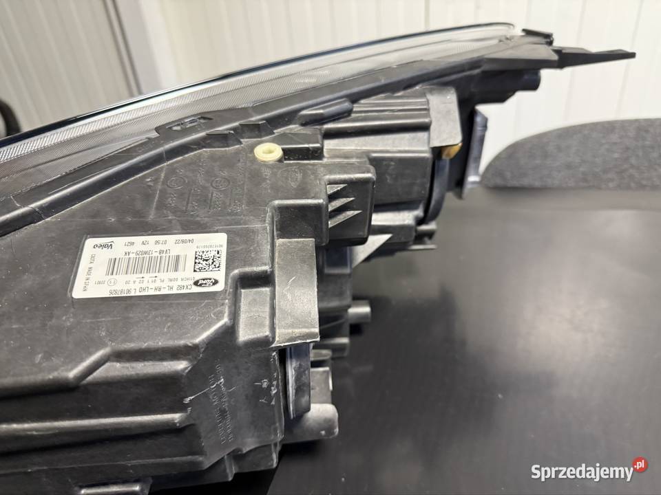 Lampa reflektor przod Ford Kuga Escape prawa Chełm