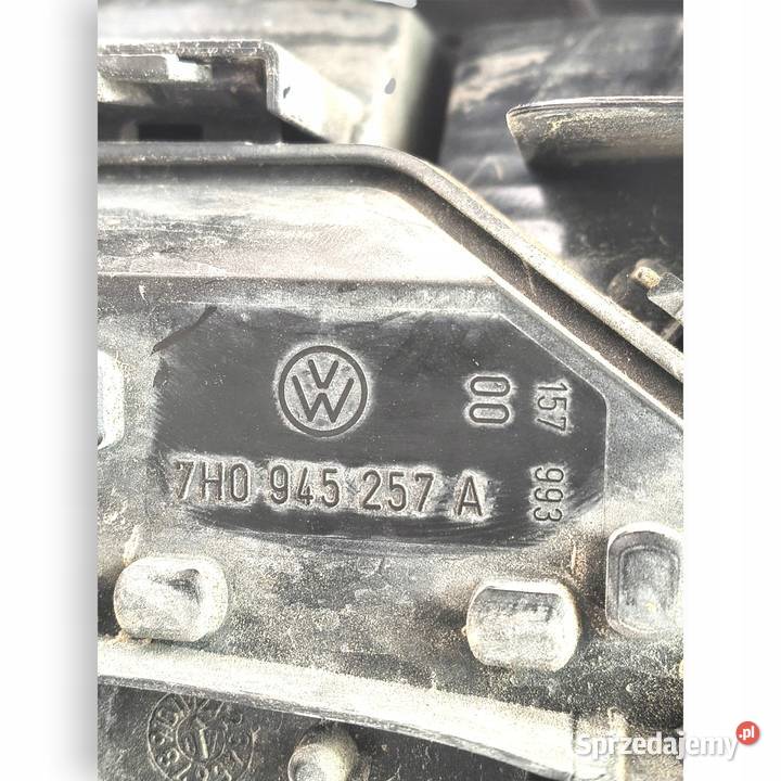 LAMPA LEWA VW Transporter T5 Multiwan tylna Chełm