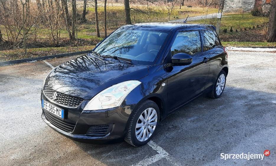 Suzuki Swift V 12i94 Klima 125tkm 3D Hatchback