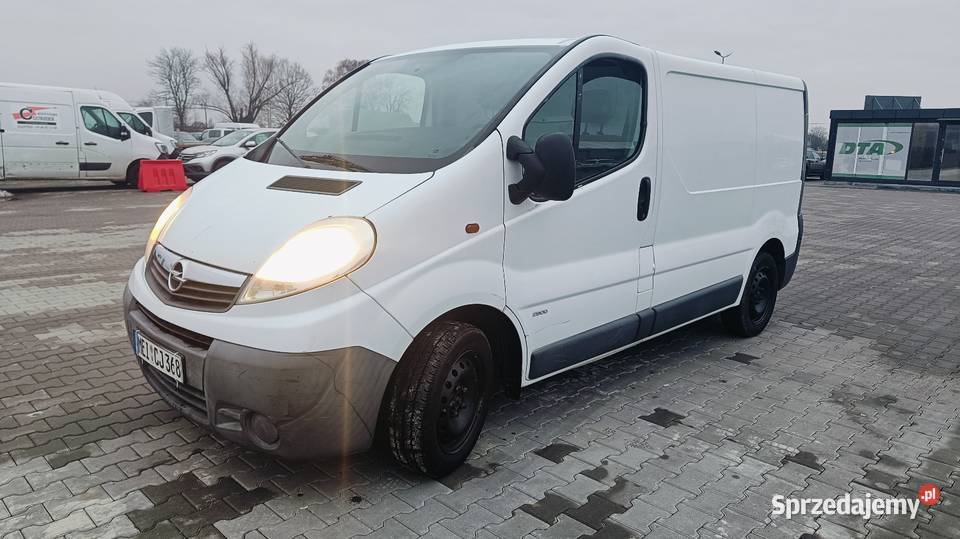 Opel Vivaro Trafic 20 90KM