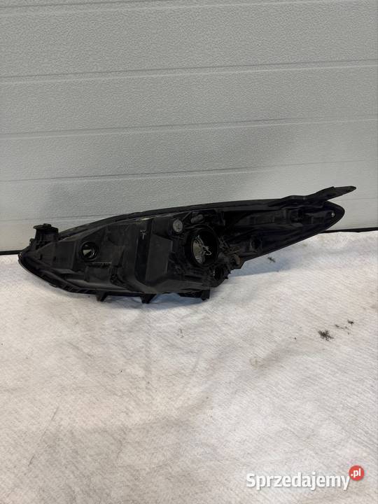 Lampa prawy przód Mazda II 0714 śląskie Jasienica
