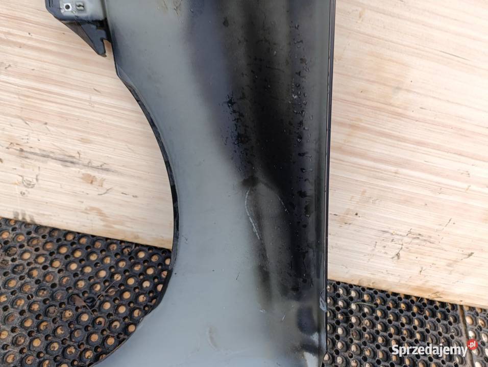 VOLVO S40 V50 II LIFT BŁOTNIK PRZÓD PRAWY 45216 Zbierkowo