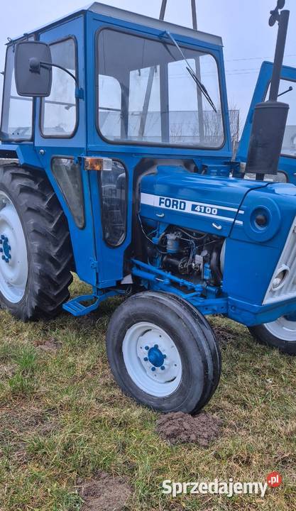 Ford 4100 Ford Maków Mazowiecki