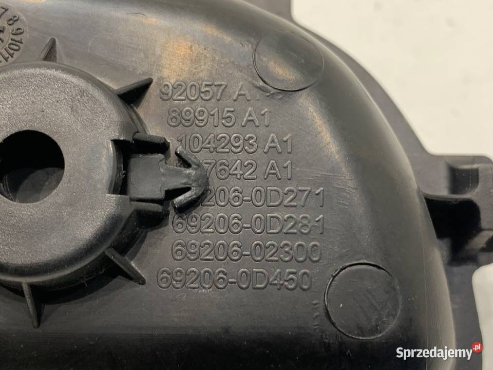 KLAMKA WEWNĘTRZNA LEWY PRZÓD TOYOTA YARIS III