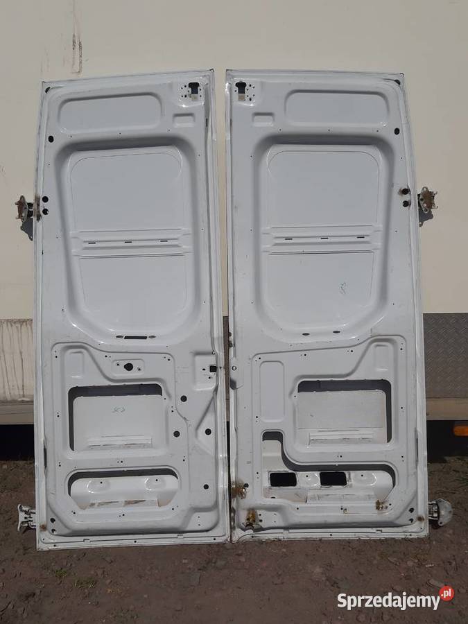 IVECO DAILY 2014 DRZWI TYŁ LEWE PRAWE KOMPLET dostawcze Trzciel