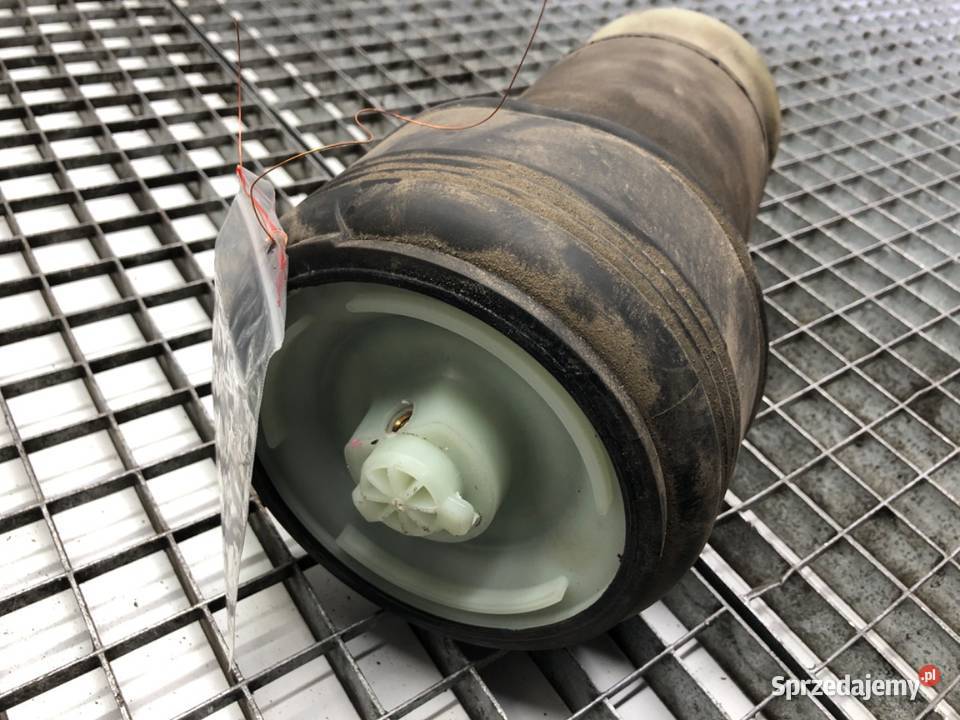 PODUSZKA ZAWIESZENIA LEWY TYŁ BMW F16 SUV 1419