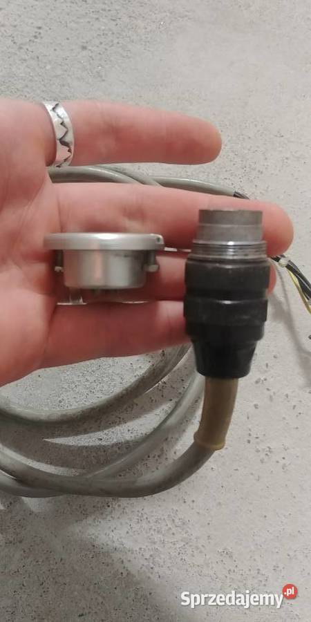 Złącza wtykowe z zamknięciem śrubowym 3 5 7 pin Tczew