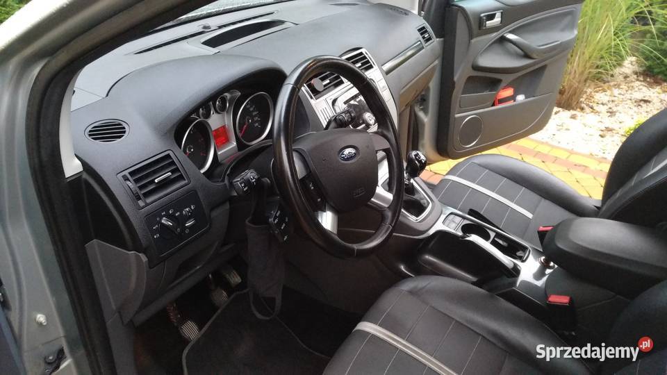 Ford Kuga 2009 4x4 2009 20 Titanium nieuszkodzony Borowa